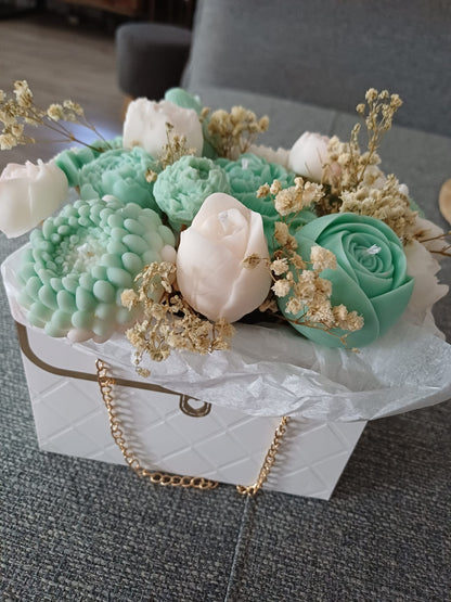 Bouquet de fleurs /support sac à mains
